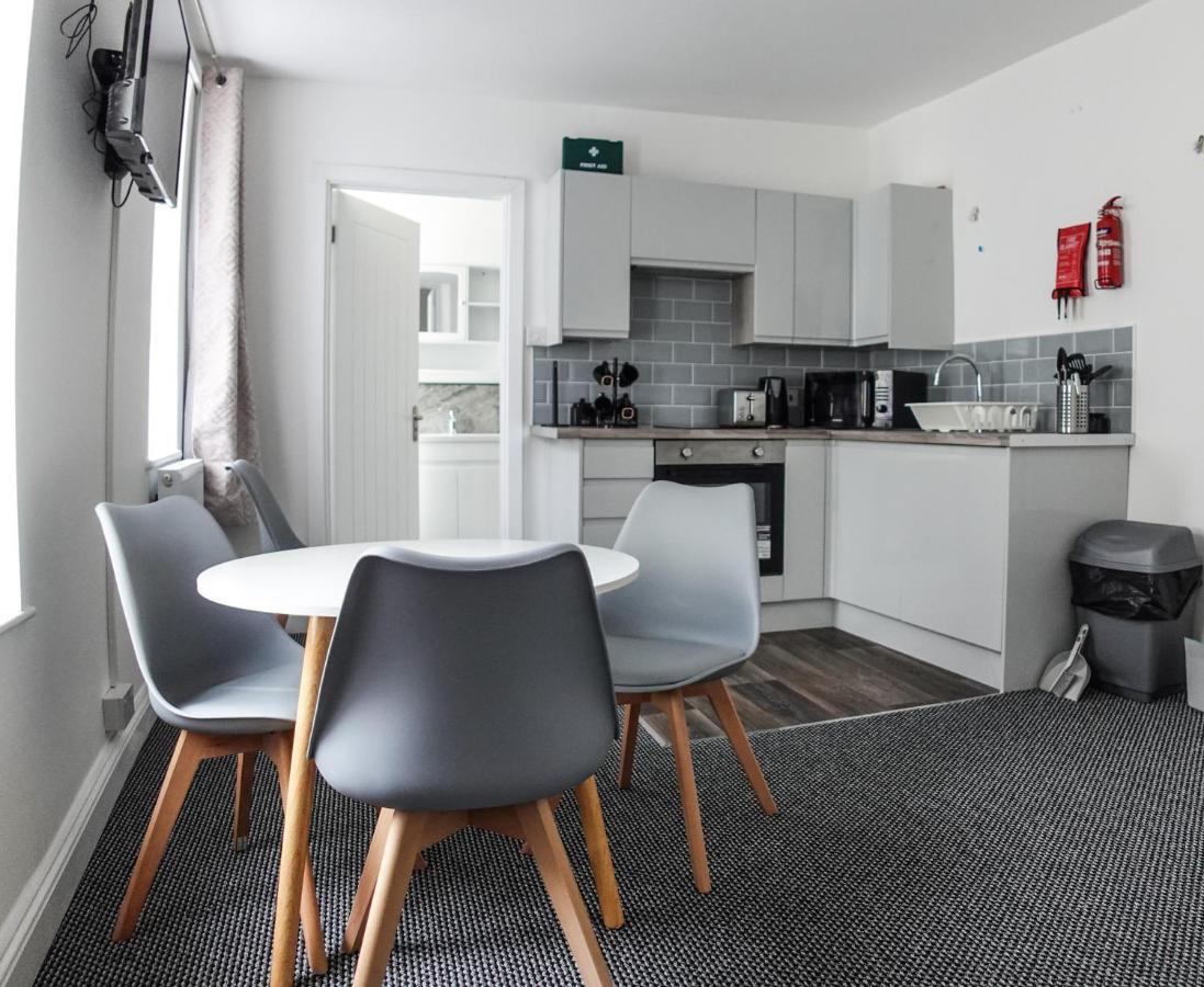 Station House Plymouth Hotel Bagian luar foto