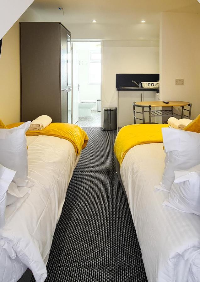 Station House Plymouth Hotel Bagian luar foto
